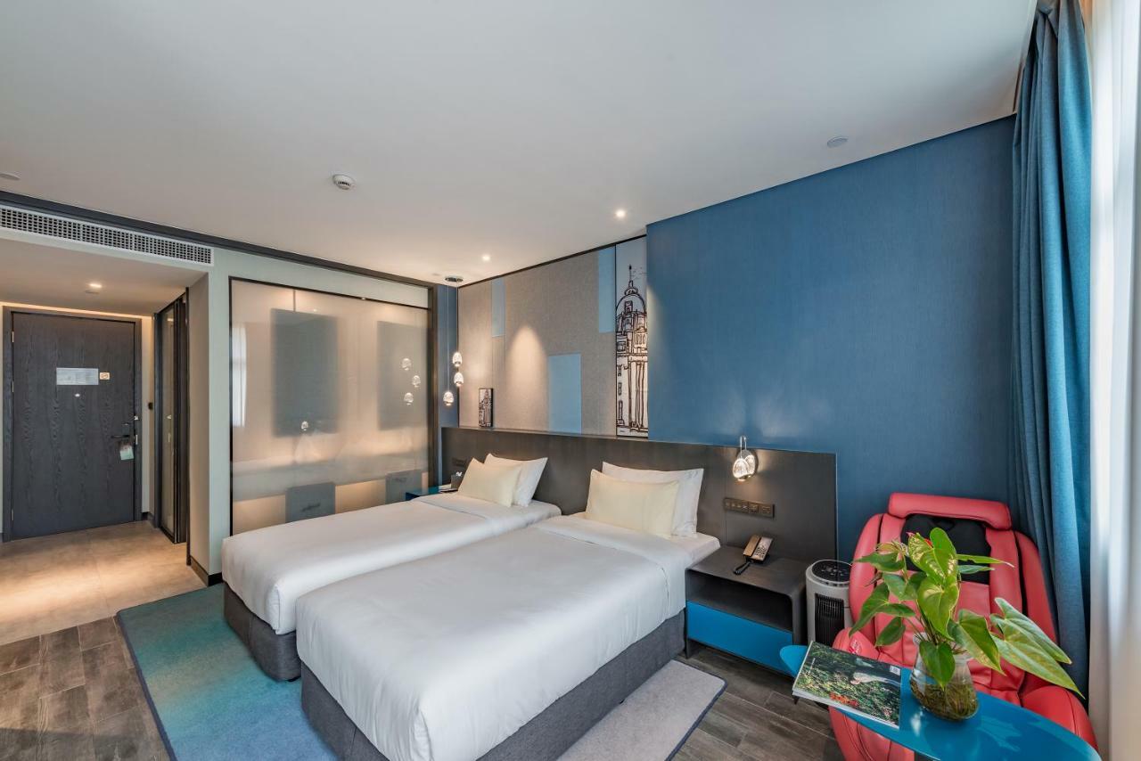 Yiting Yuanzhou, Hotel